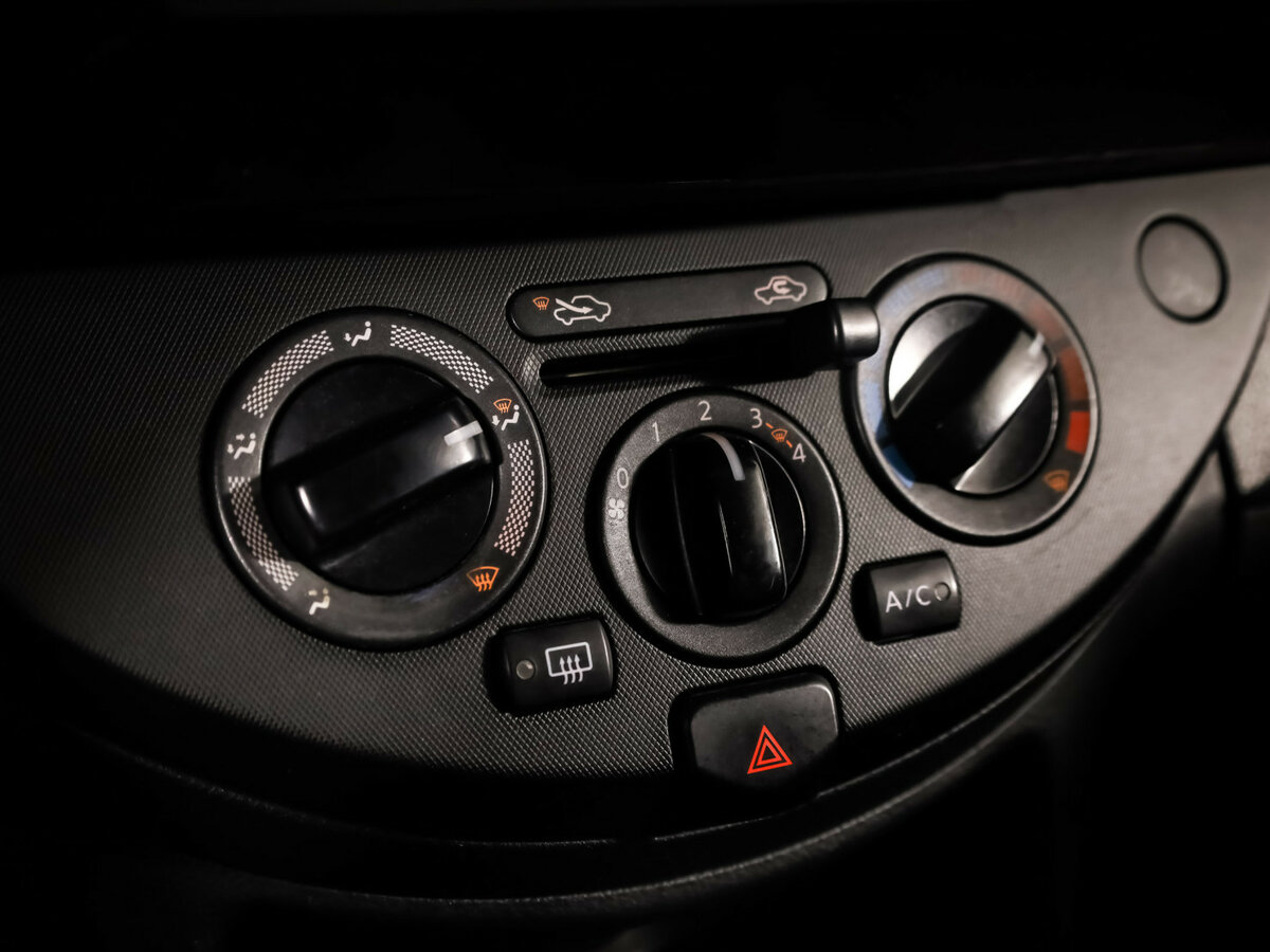 Купить Nissan Note с пробегом. Фото: #15