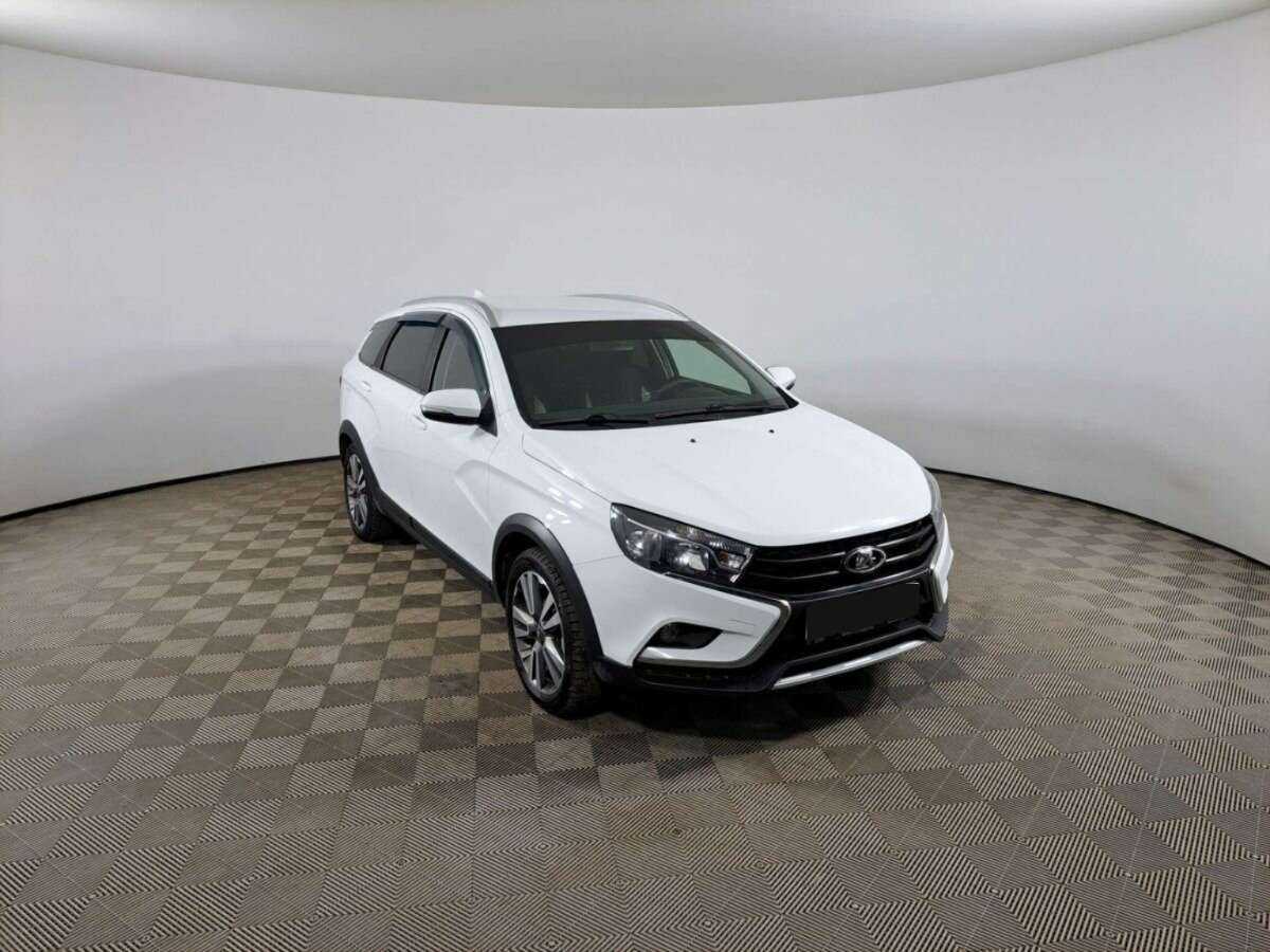 Купить Lada (ВАЗ) Vesta с пробегом. Фото: #2