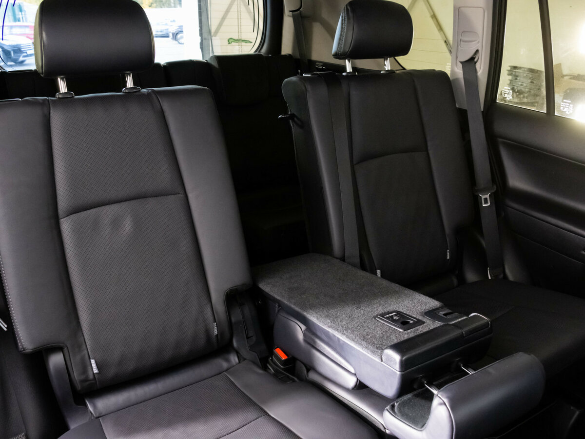 Купить Toyota Land Cruiser Prado с пробегом. Фото: #23