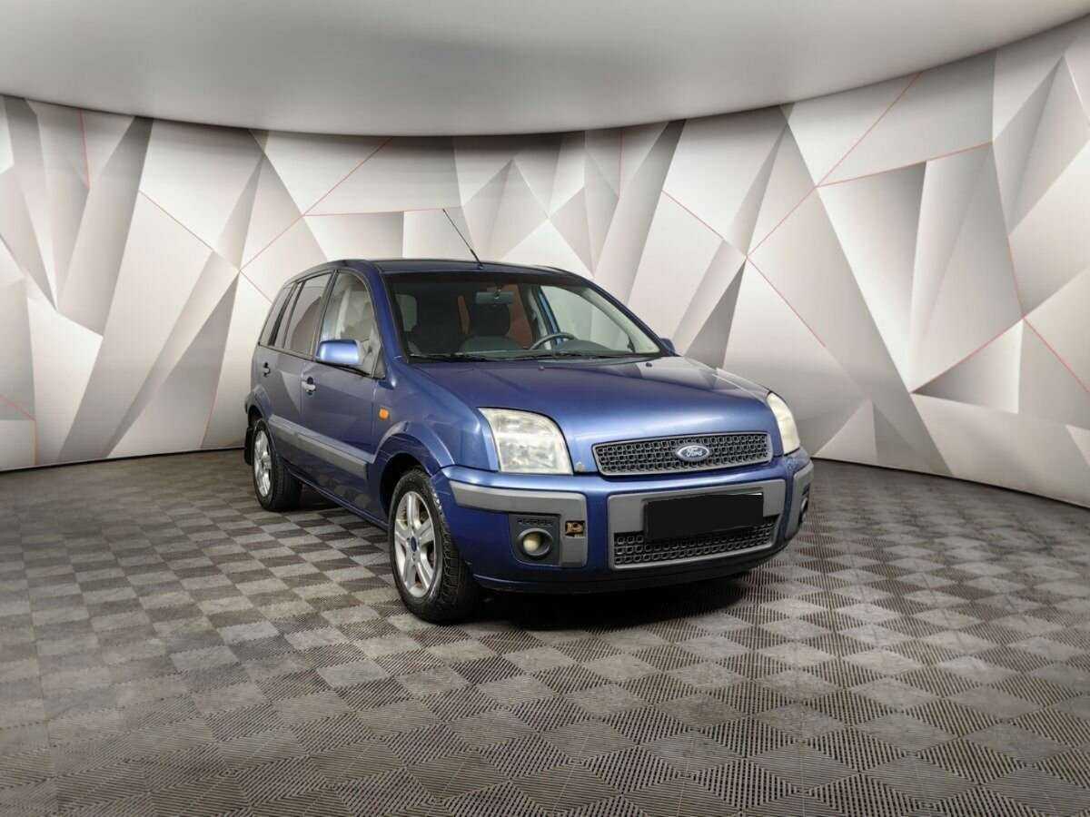 Купить Ford Fusion с пробегом. Фото: #2