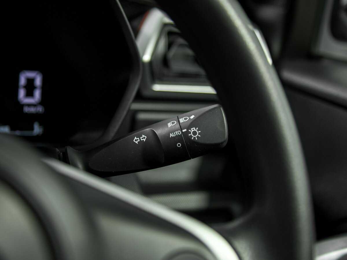 Купить Toyota Raize с пробегом. Фото: #8
