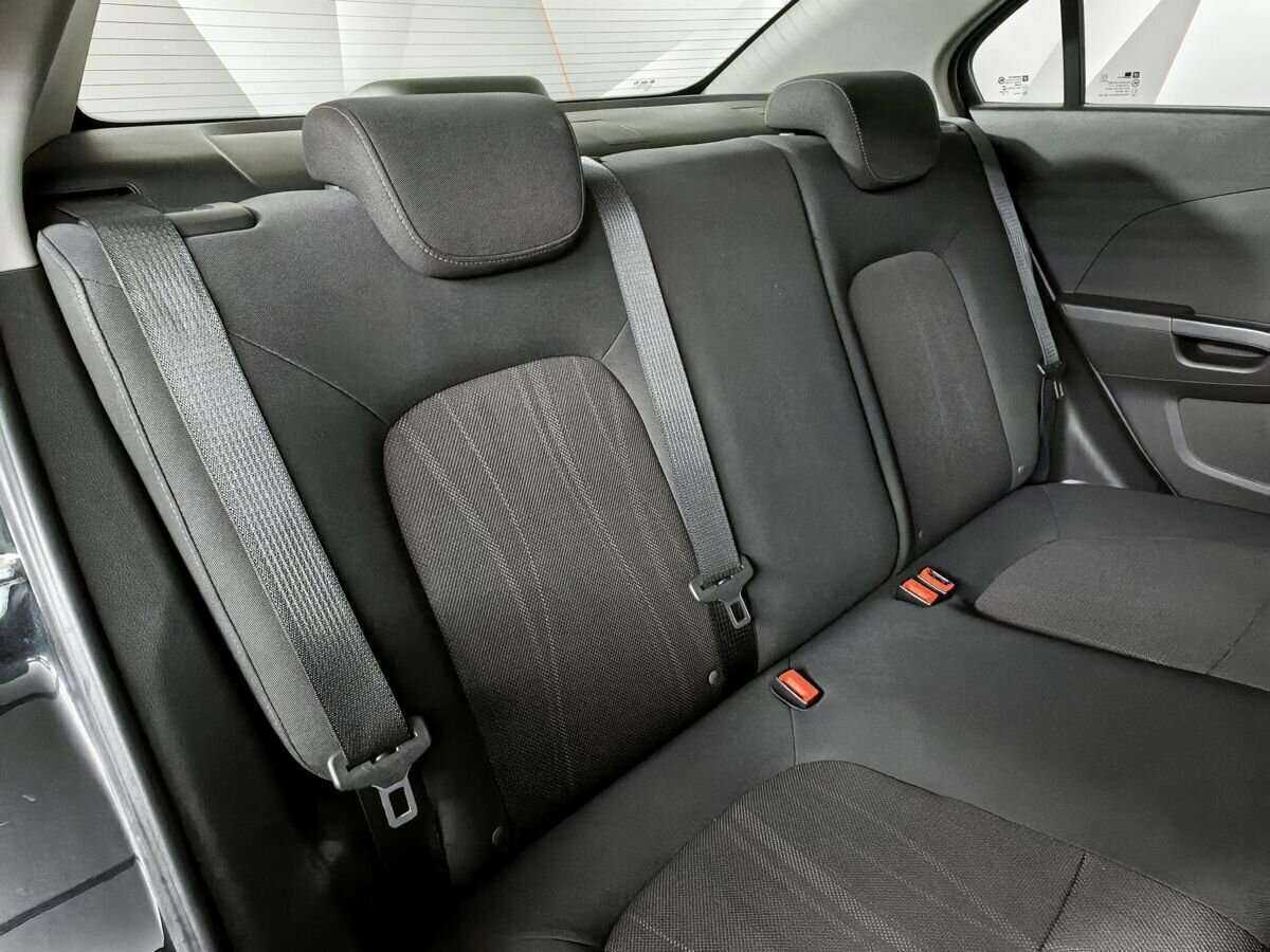 Купить Chevrolet Aveo с пробегом. Фото: #10
