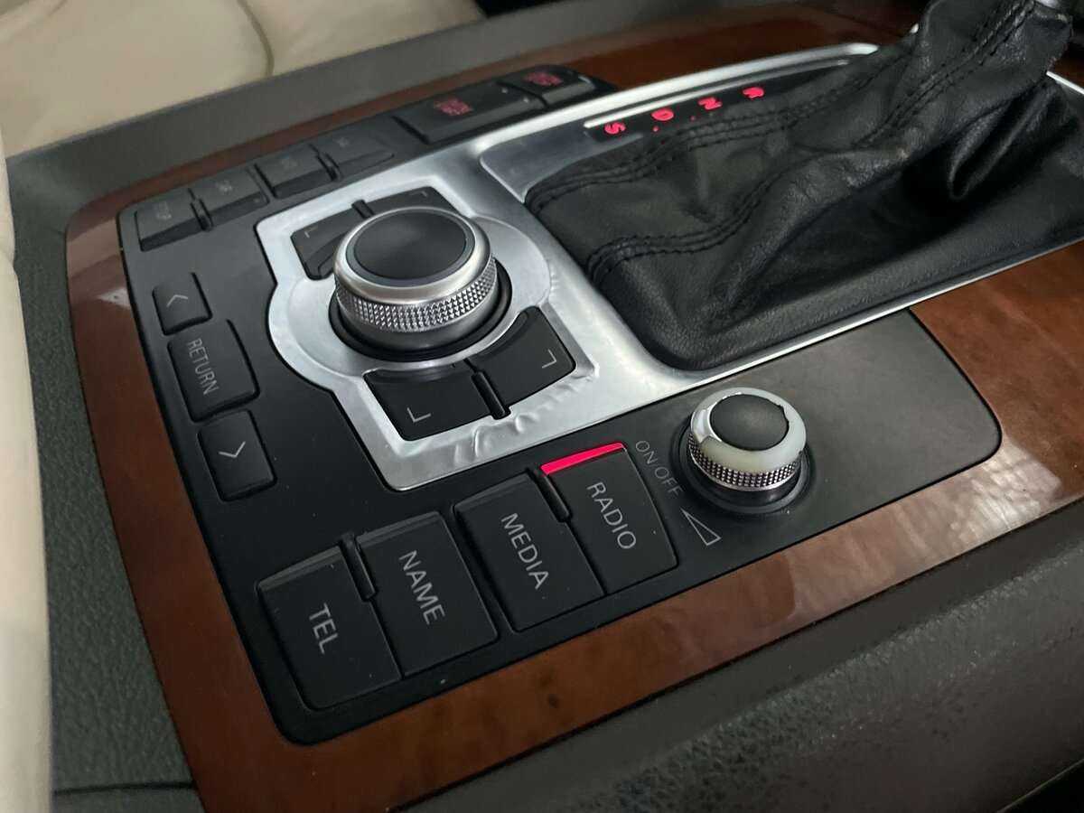 Купить Audi Q7 с пробегом. Фото: #34
