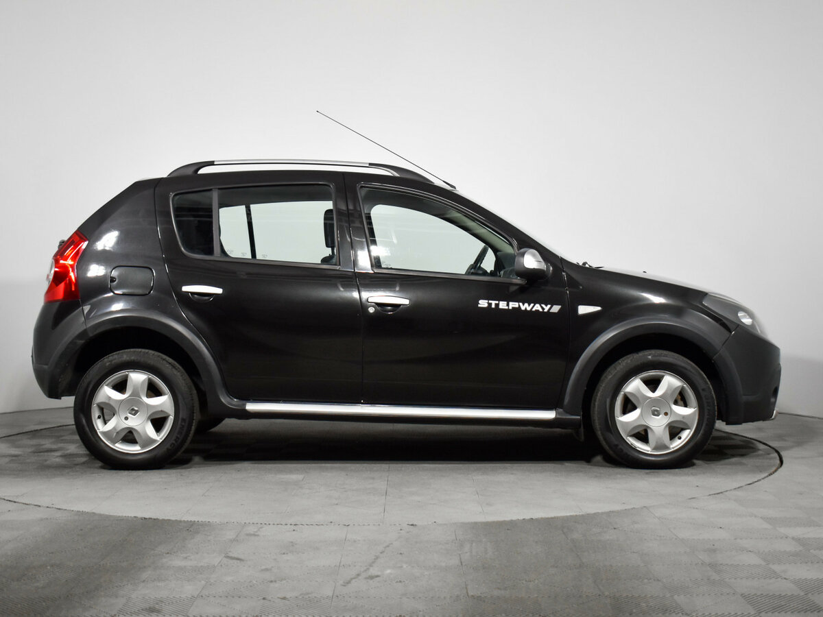 Купить Renault Sandero с пробегом. Фото: #3