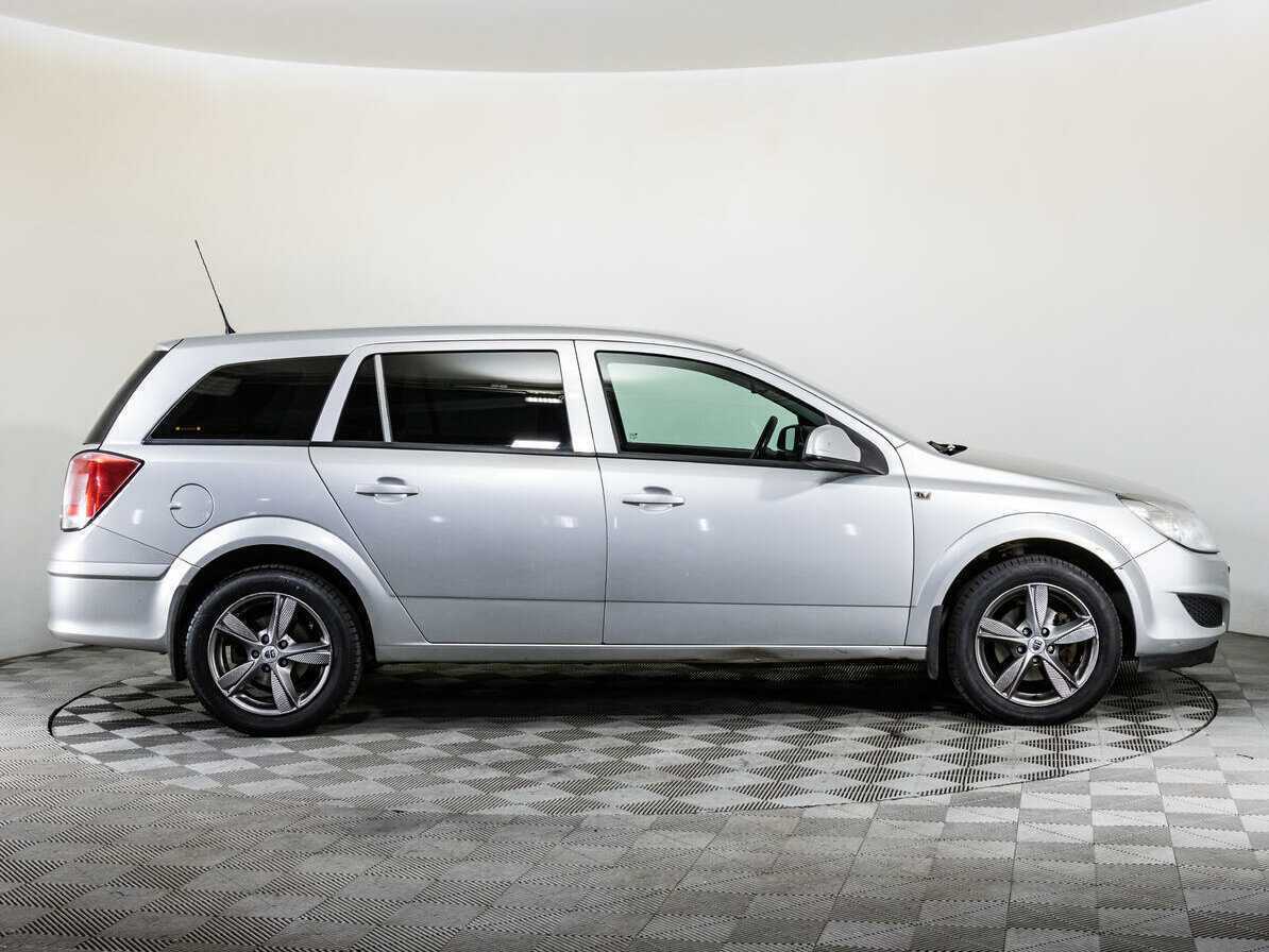 Купить Opel Astra с пробегом. Фото: #3