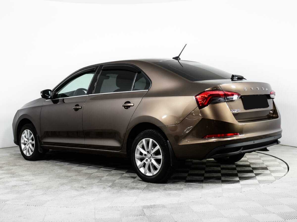 Купить Skoda Rapid с пробегом. Фото: #5