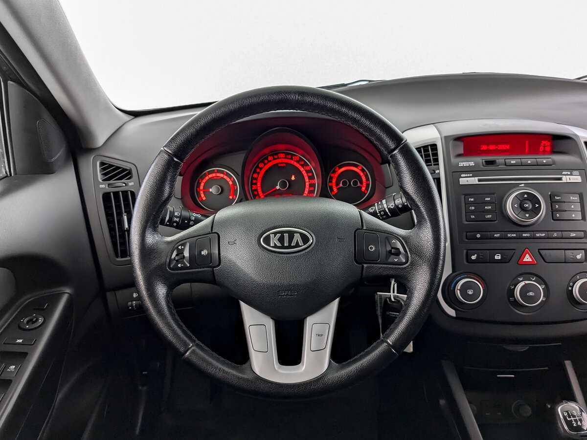 Купить Kia Ceed с пробегом. Фото: #16