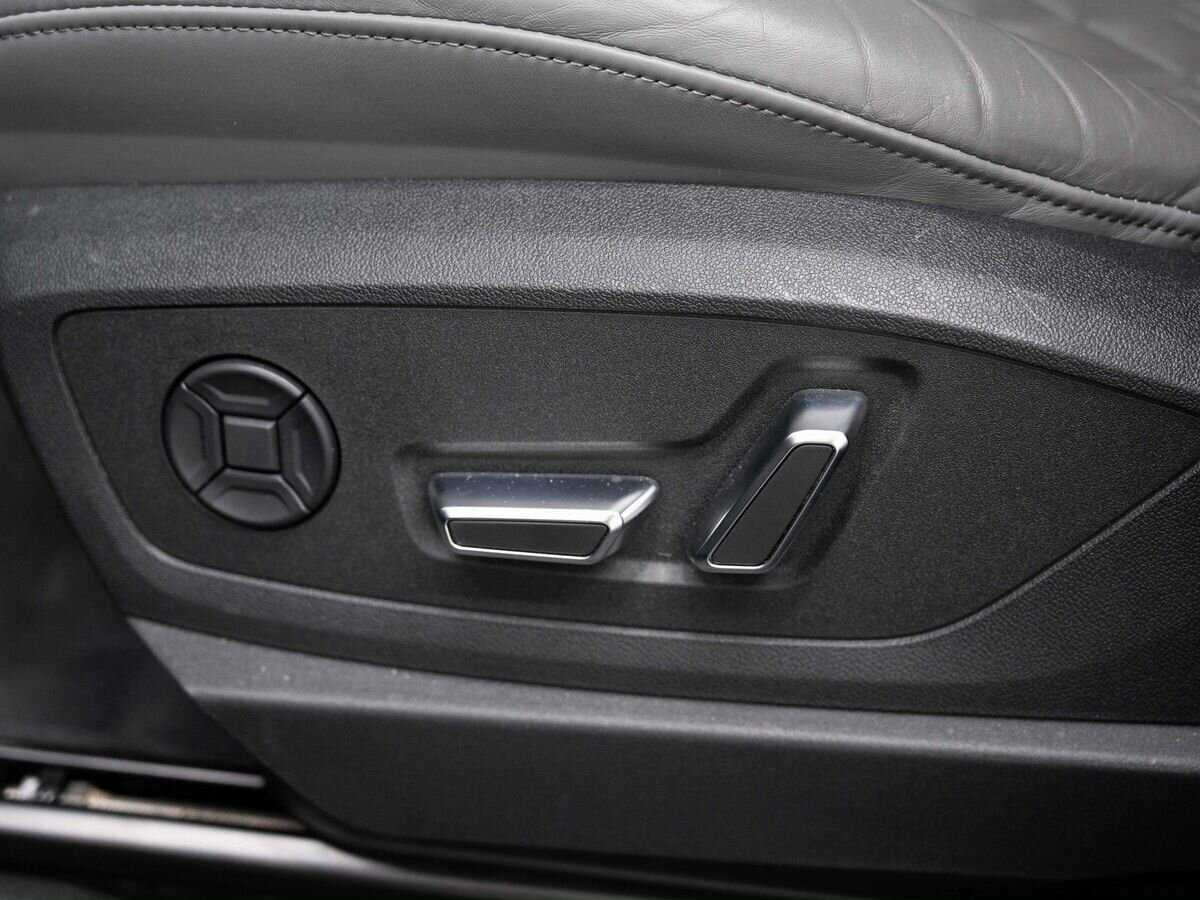 Купить Audi e-tron с пробегом. Фото: #22