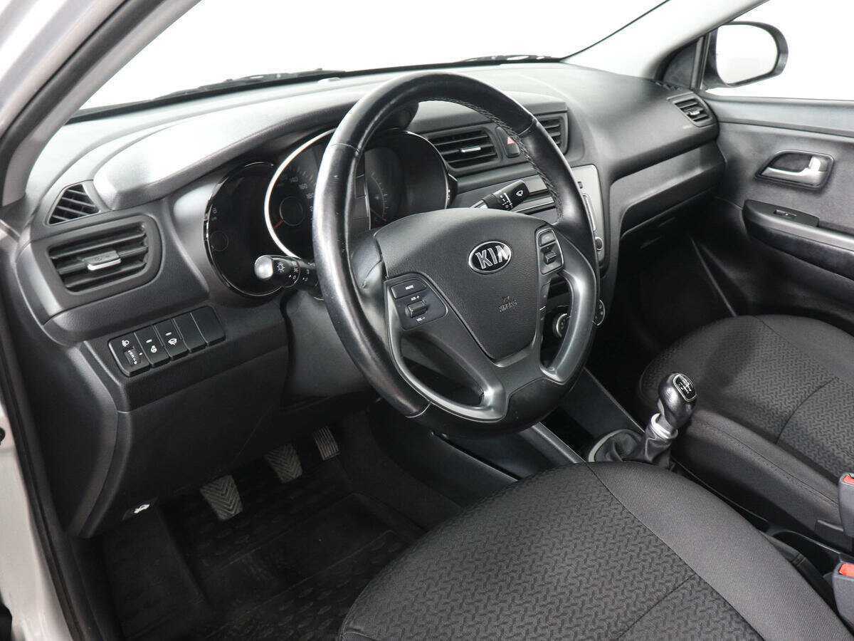Купить Kia Rio с пробегом. Фото: #8