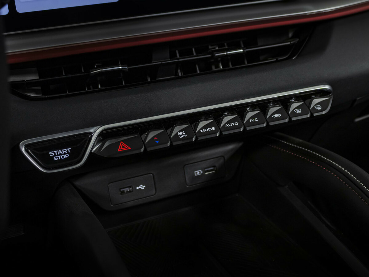 Купить Geely Coolray с пробегом. Фото: #18