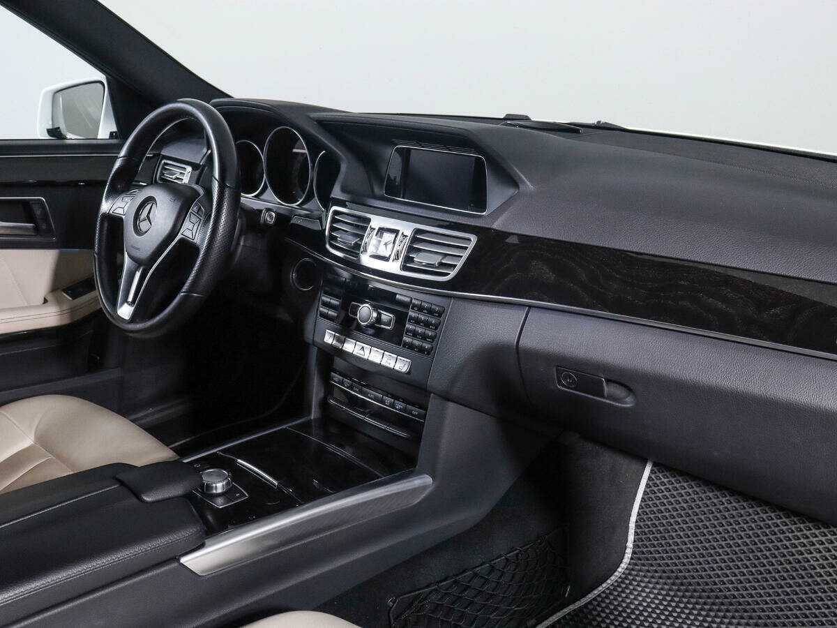 Купить Mercedes-Benz E-Класс с пробегом. Фото: #7