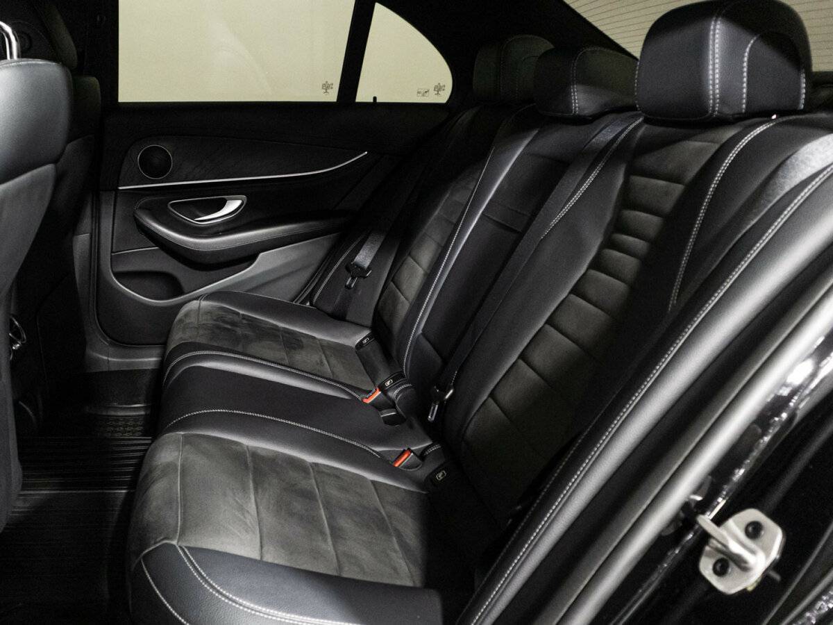 Купить Mercedes-Benz E-Класс с пробегом. Фото: #9