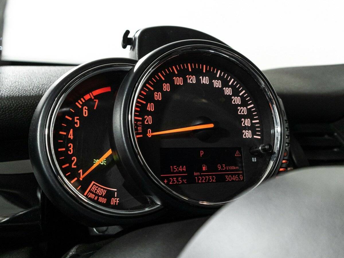 Купить Mini Hatch с пробегом. Фото: #11