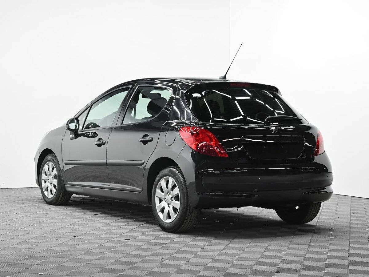 Купить Peugeot 207 с пробегом. Фото: #2
