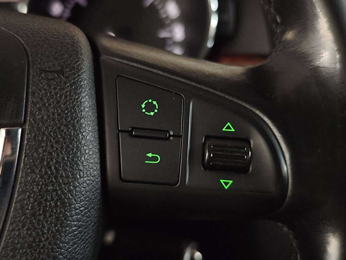 Купить Skoda Superb с пробегом. Фото: #9