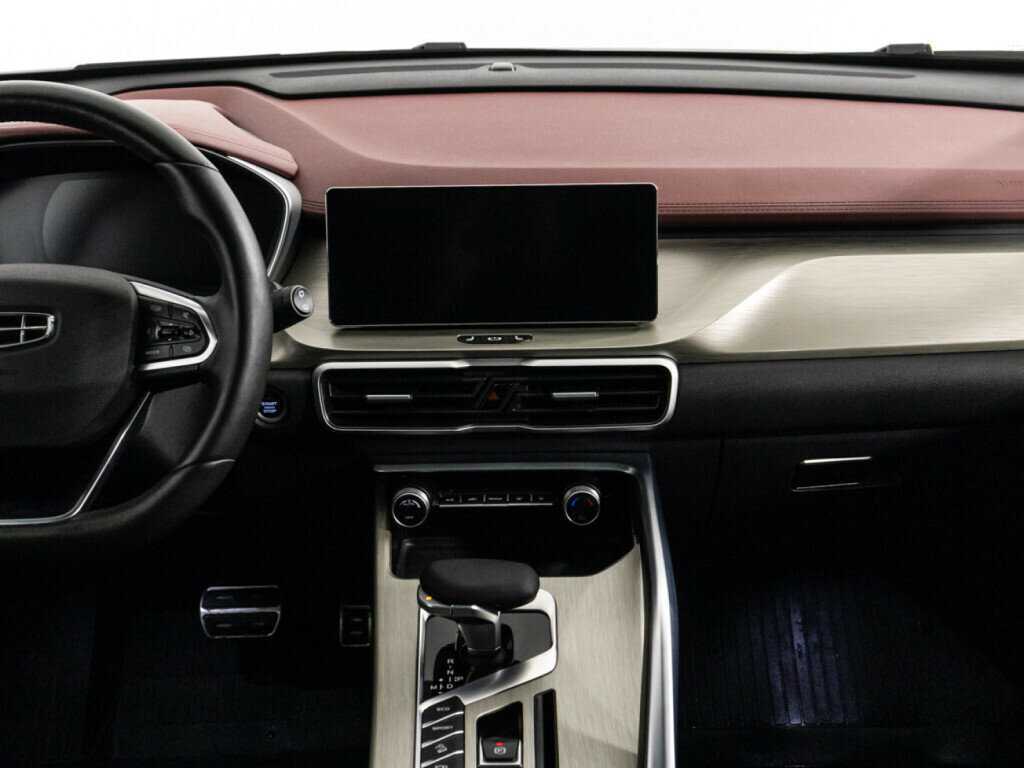 Купить Geely Coolray с пробегом. Фото: #13