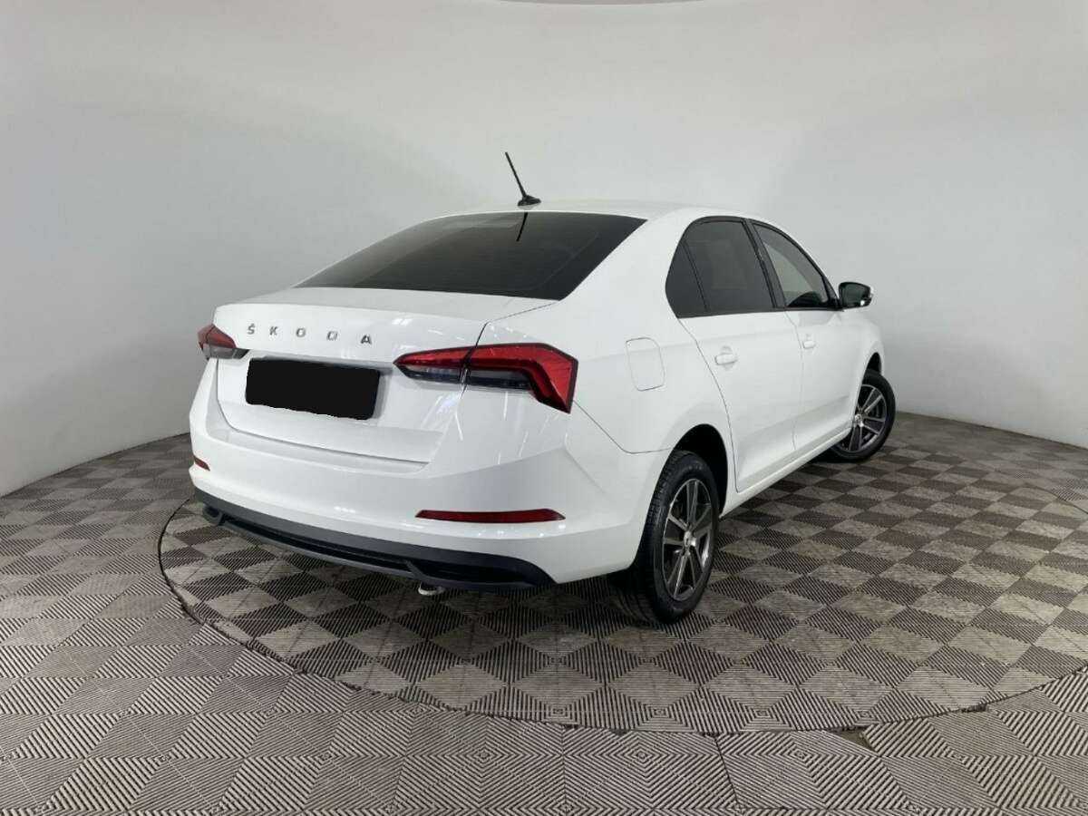 Купить Skoda Rapid с пробегом. Фото: #5