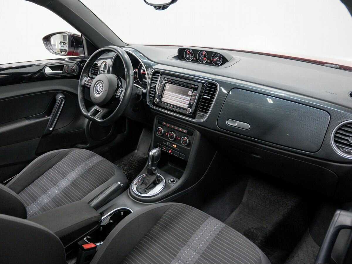 Купить Volkswagen Beetle с пробегом. Фото: #6