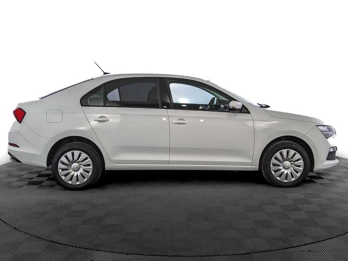 Купить Skoda Rapid с пробегом. Фото: #3