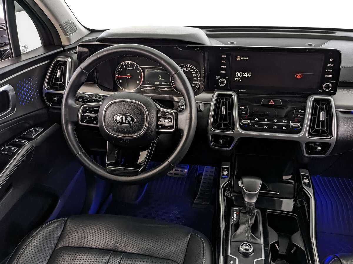Купить Kia Sorento с пробегом. Фото: #16