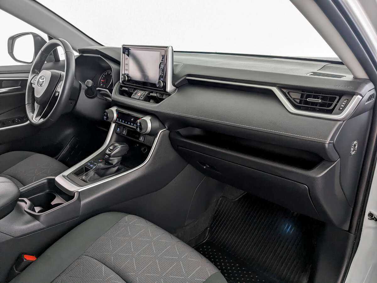 Купить Toyota RAV4 с пробегом. Фото: #8