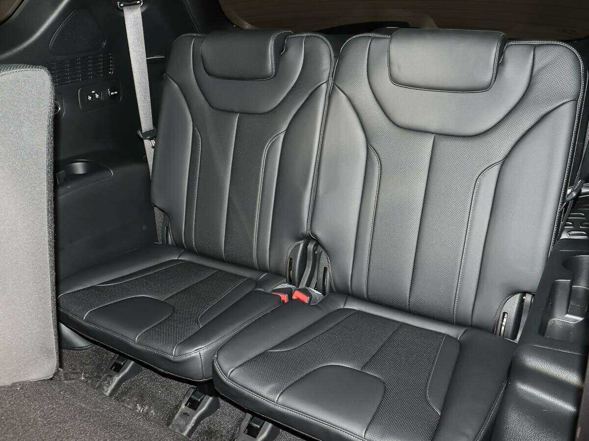 Купить Hyundai Santa Fe с пробегом. Фото: #12