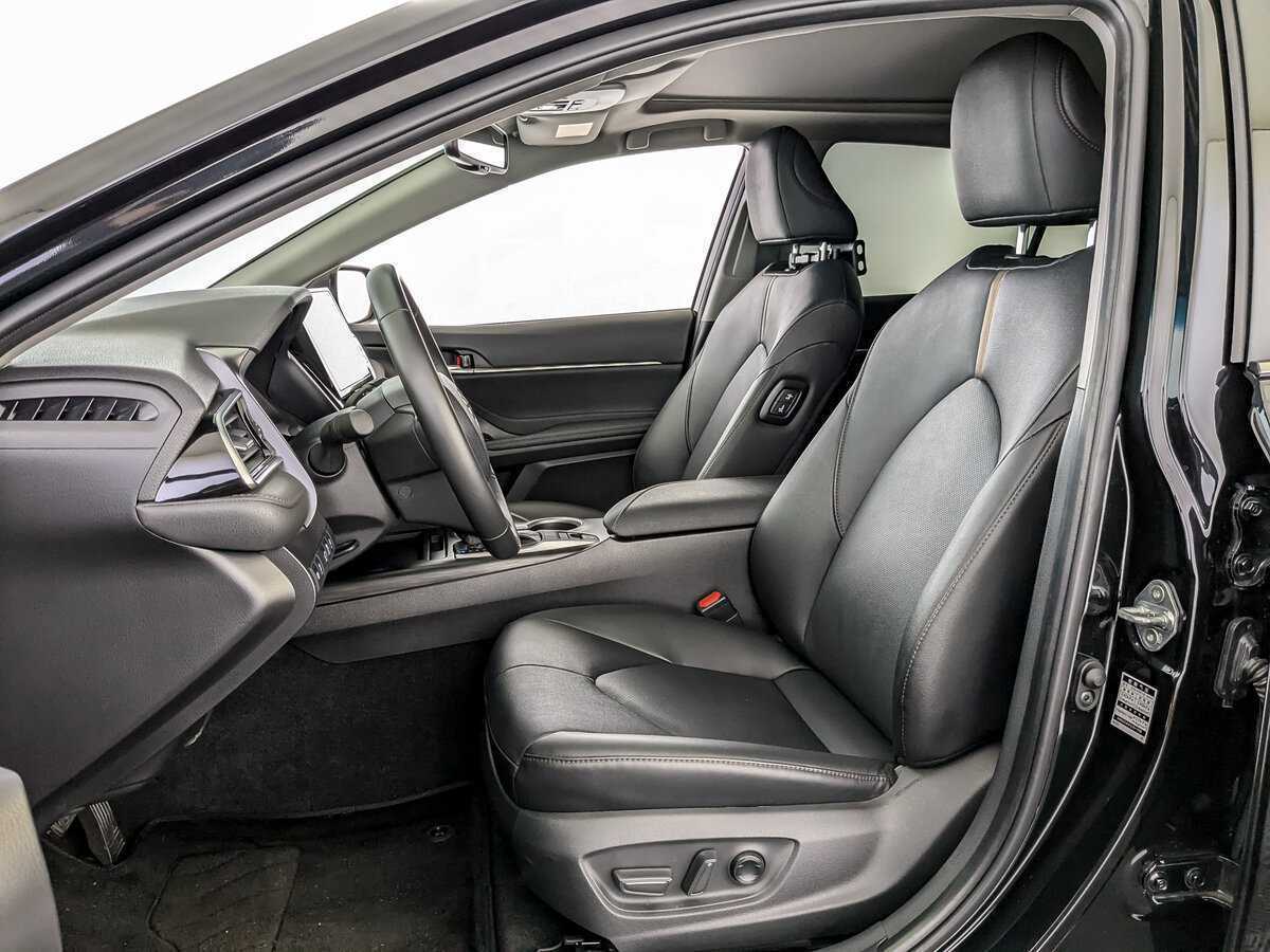 Купить Toyota Camry с пробегом. Фото: #15