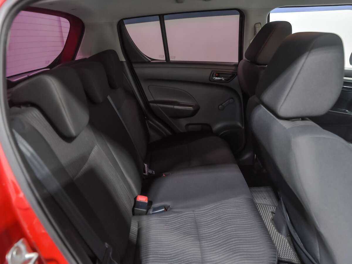 Купить Suzuki Swift с пробегом. Фото: #12