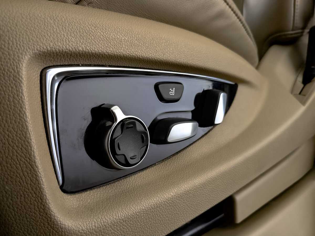 Купить Cadillac Escalade с пробегом. Фото: #21