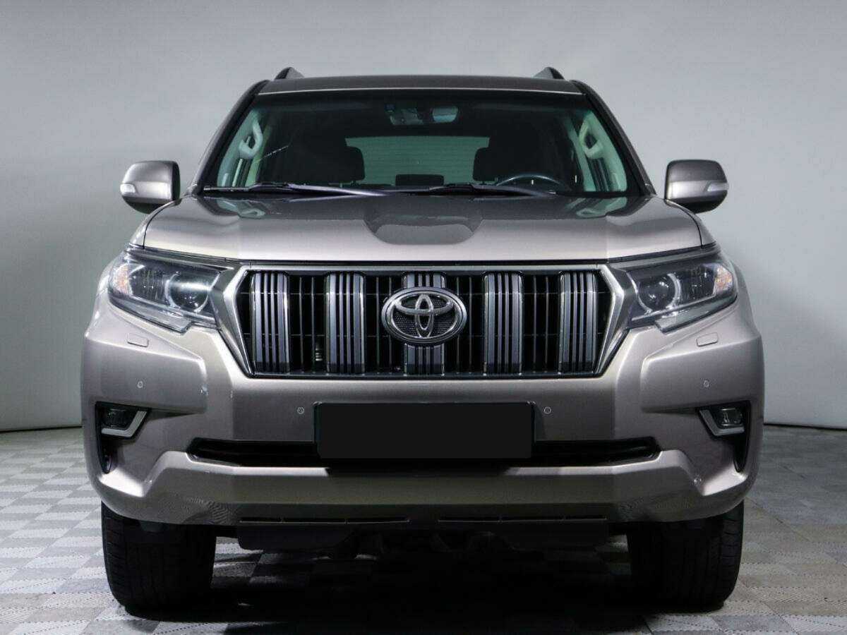 Купить Toyota Land Cruiser Prado с пробегом. Фото: #1