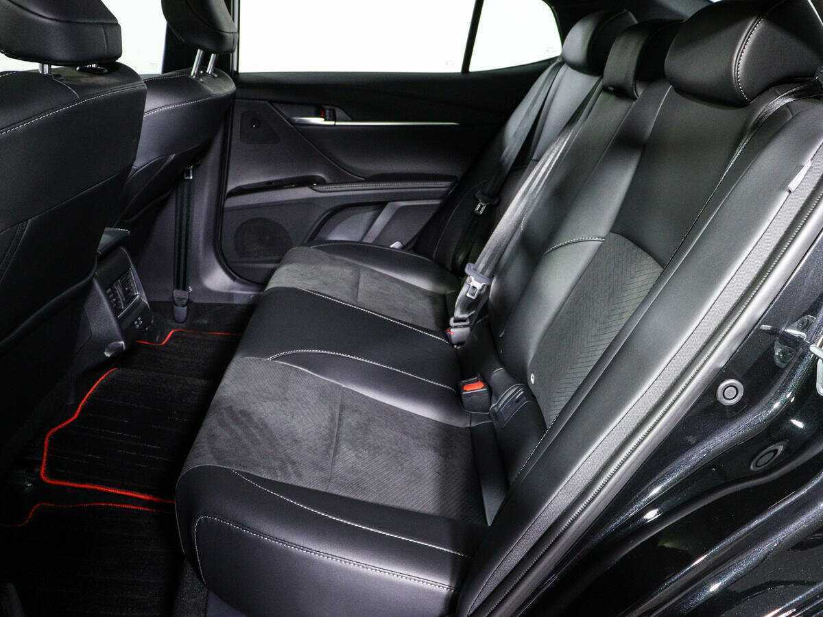 Купить Toyota Camry с пробегом. Фото: #9