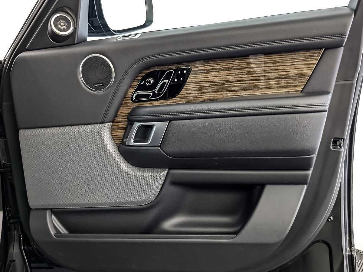 Купить Land Rover Range Rover с пробегом. Фото: #23