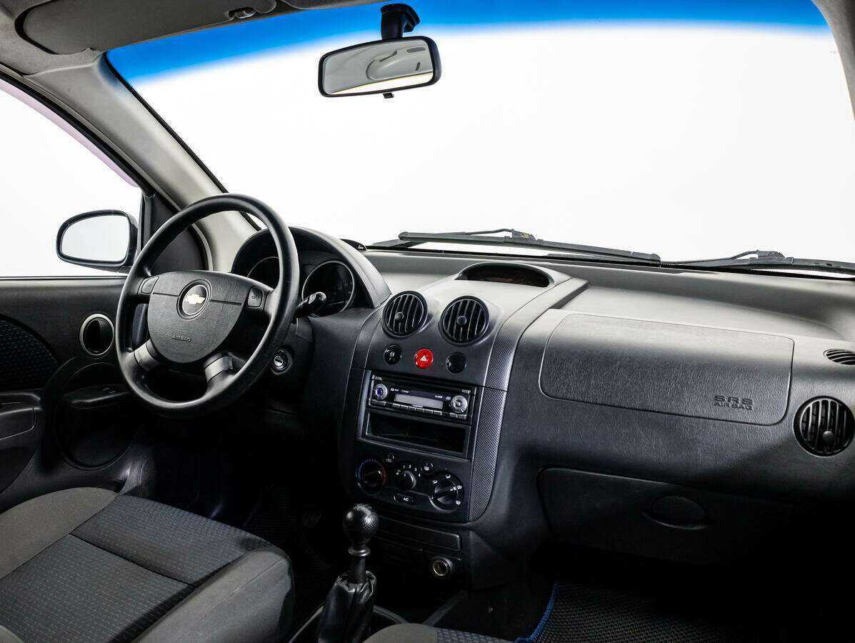 Купить Chevrolet Aveo с пробегом. Фото: #8