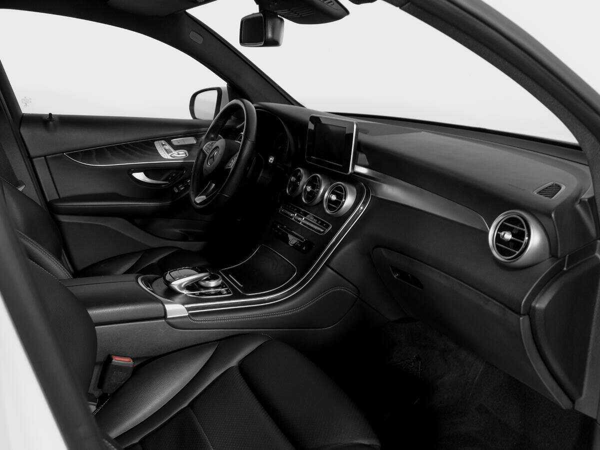 Купить Mercedes-Benz GLC Coupe с пробегом. Фото: #8