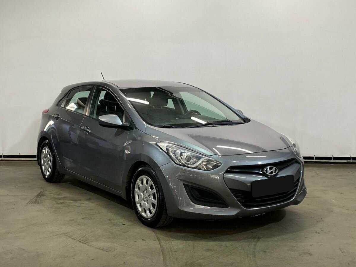 Купить Hyundai i30 с пробегом. Фото: #2