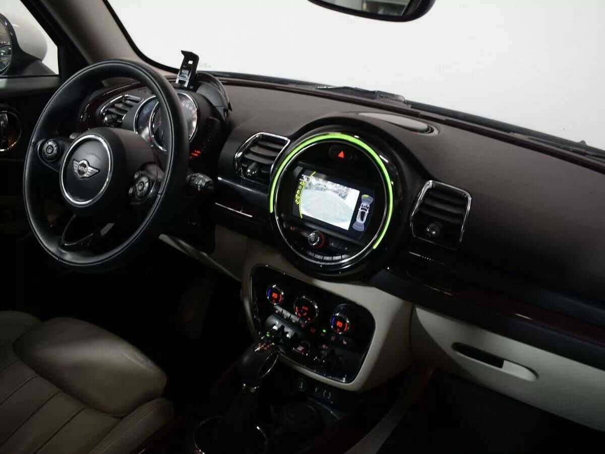 Купить Mini Clubman с пробегом. Фото: #9