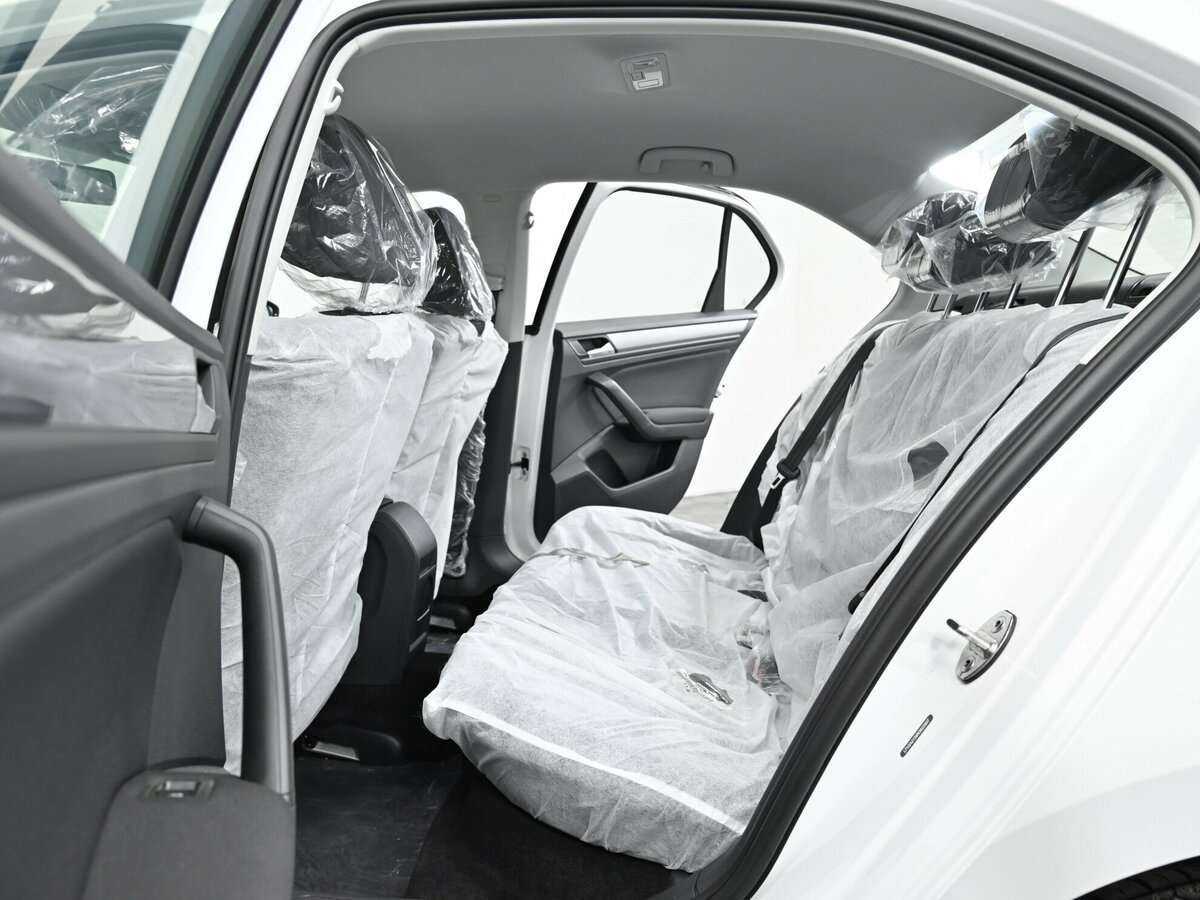 Купить Volkswagen Bora с пробегом. Фото: #13