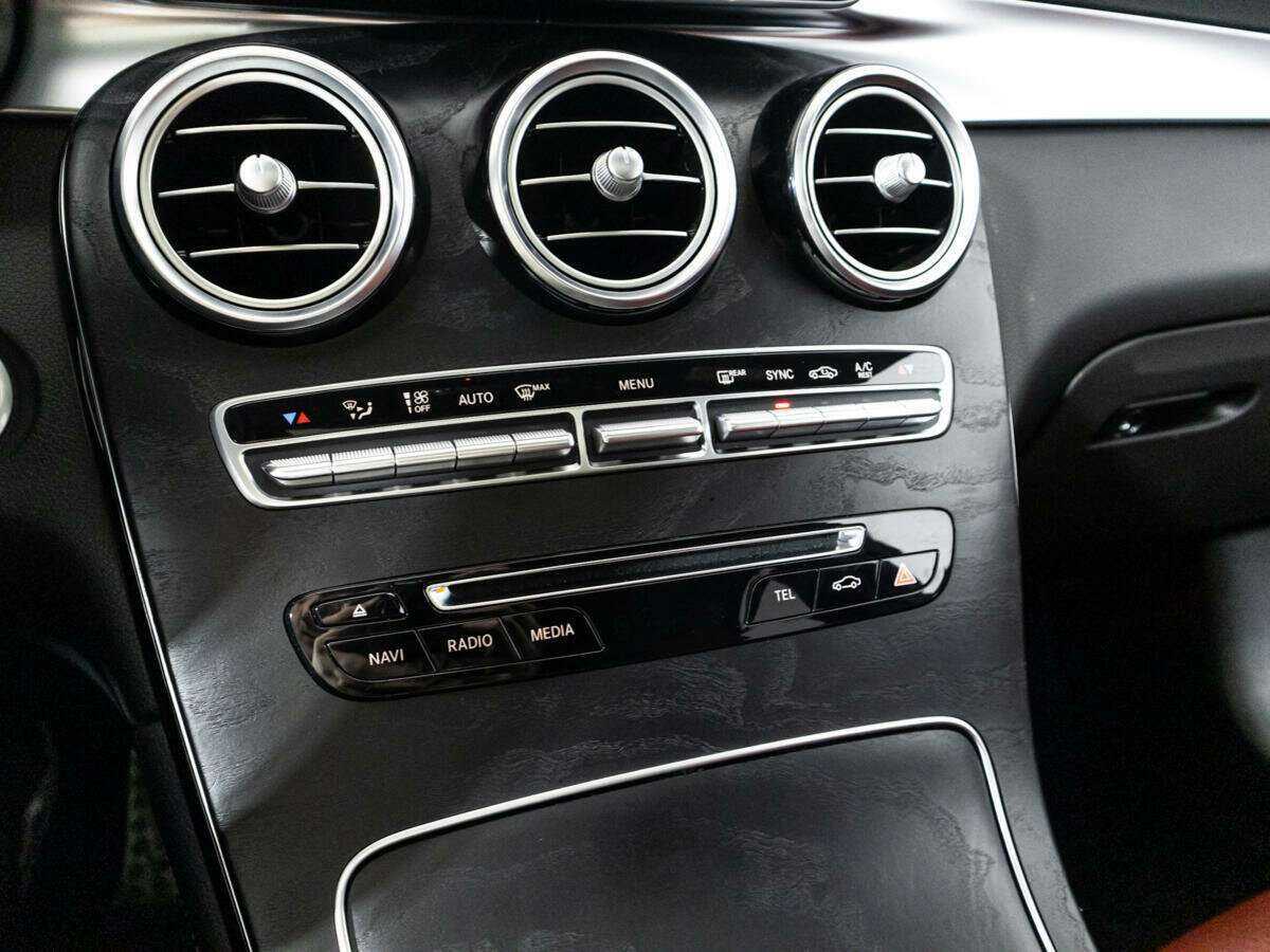 Купить Mercedes-Benz GLC Coupe с пробегом. Фото: #15