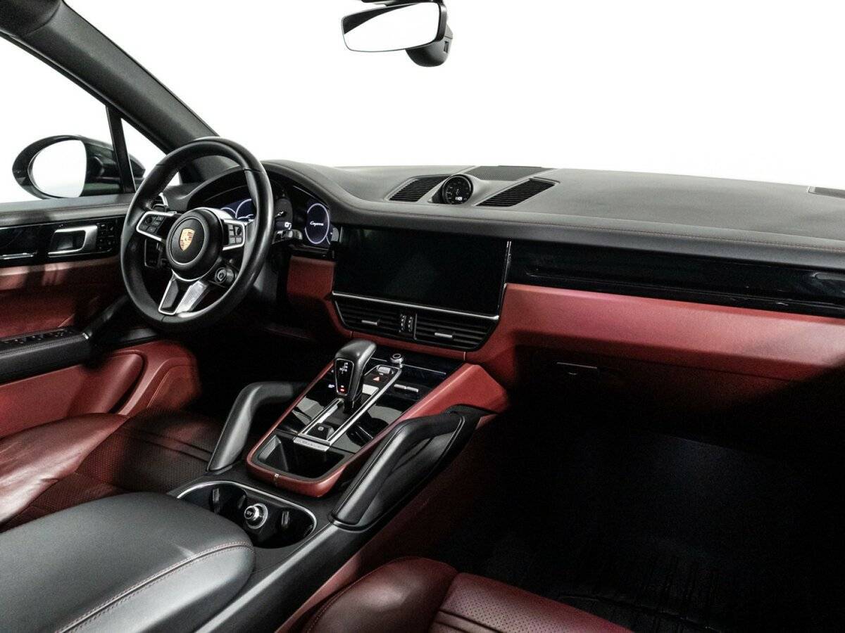 Купить Porsche Cayenne с пробегом. Фото: #6
