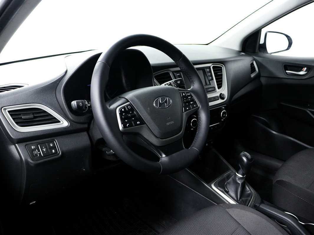 Купить Hyundai Solaris с пробегом. Фото: #12
