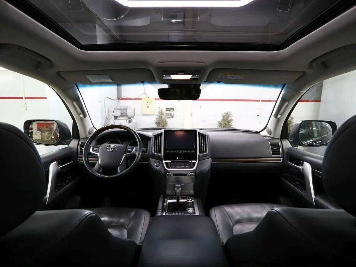 Купить Toyota Land Cruiser с пробегом. Фото: #9