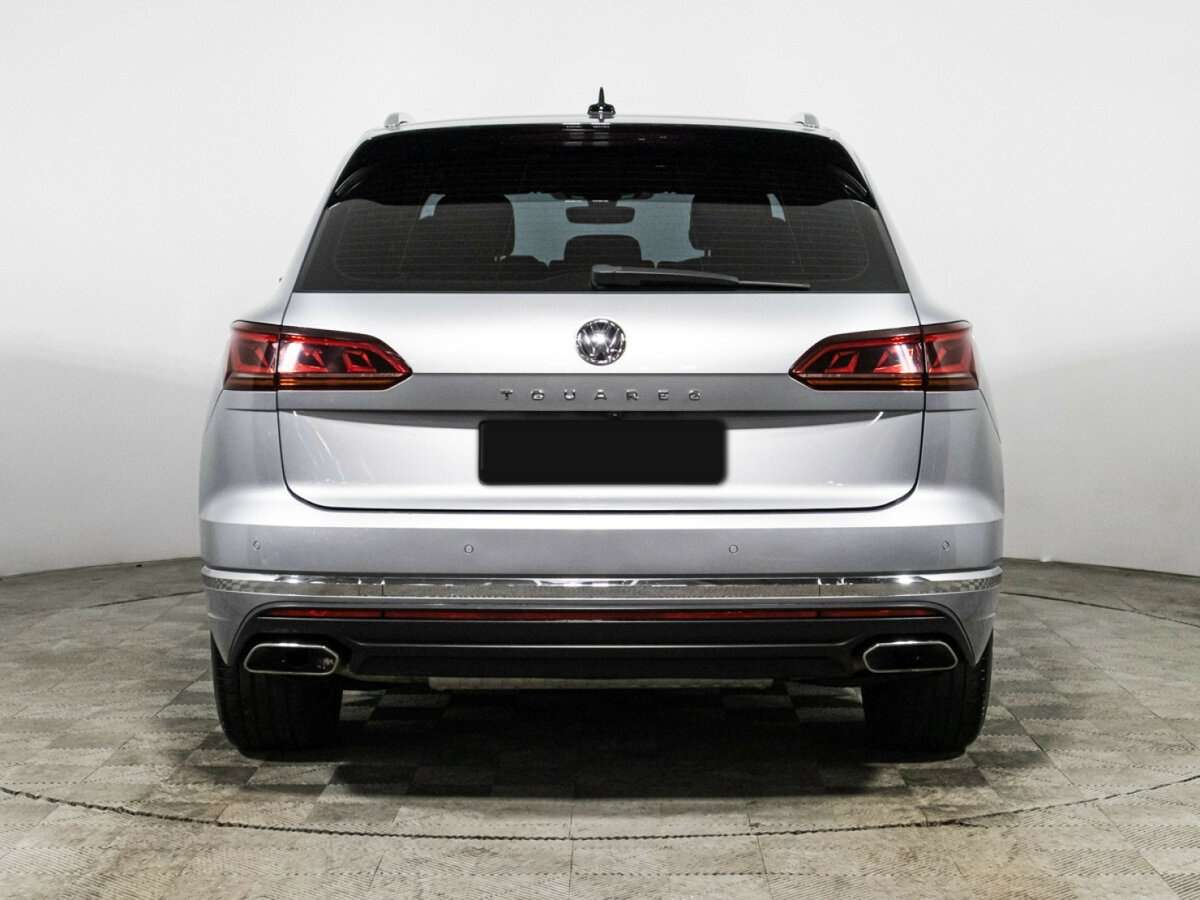 Купить Volkswagen Touareg с пробегом. Фото: #5