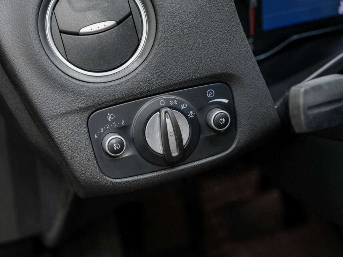 Купить Ford Mondeo с пробегом. Фото: #17