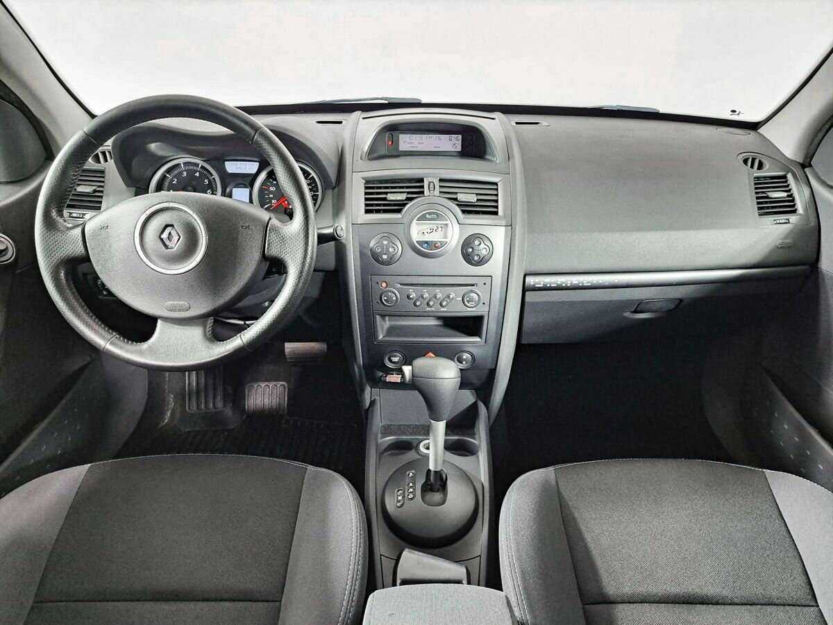 Купить Renault Megane с пробегом. Фото: #11