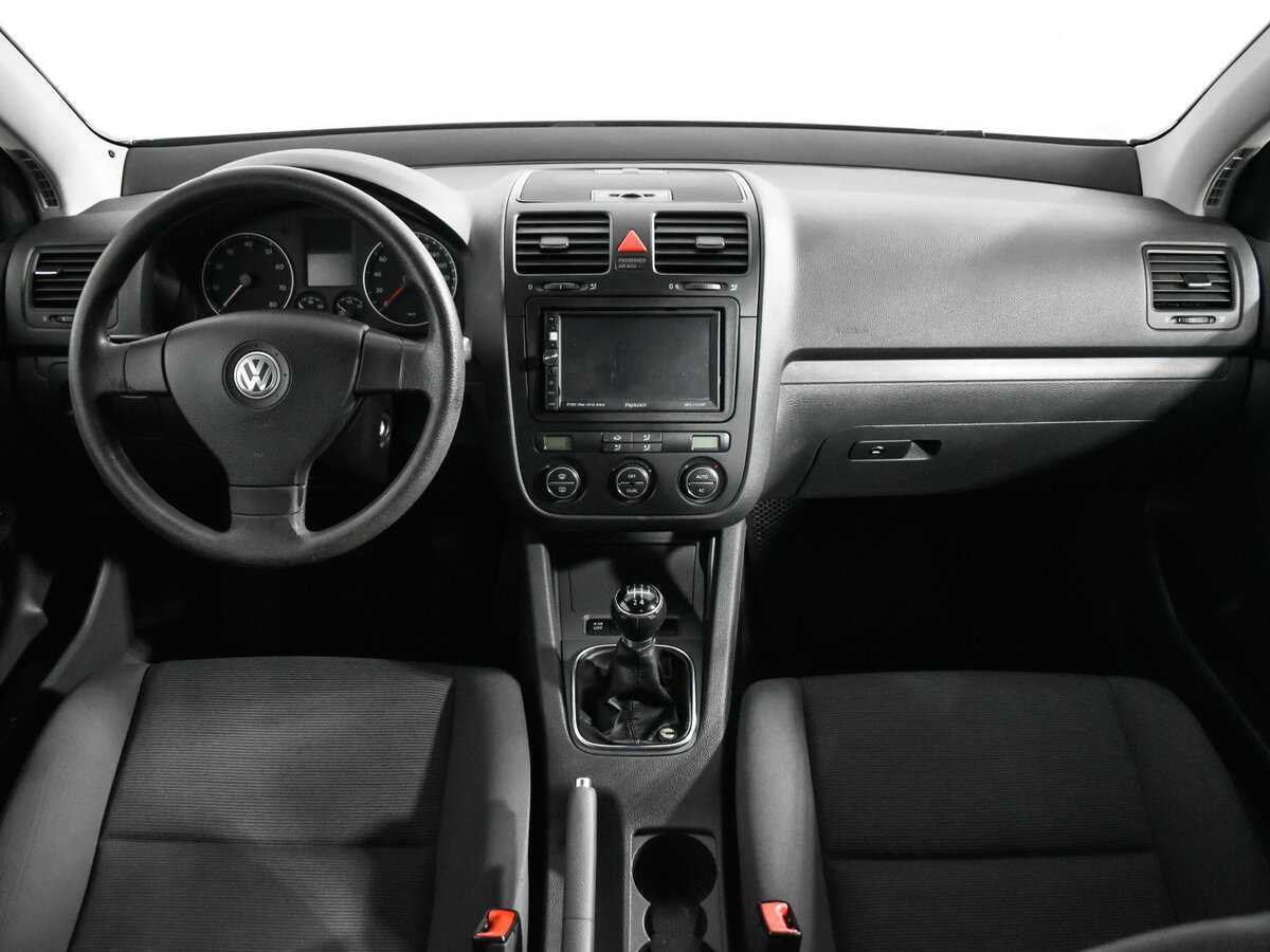 Купить Volkswagen Golf с пробегом. Фото: #11
