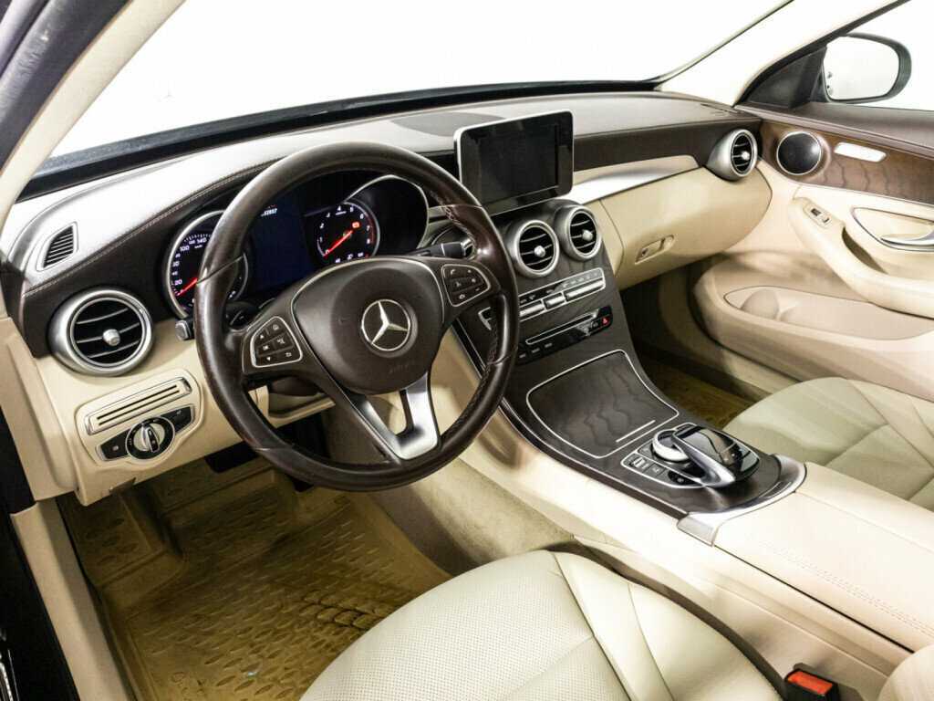 Купить Mercedes-Benz C-Класс с пробегом. Фото: #10