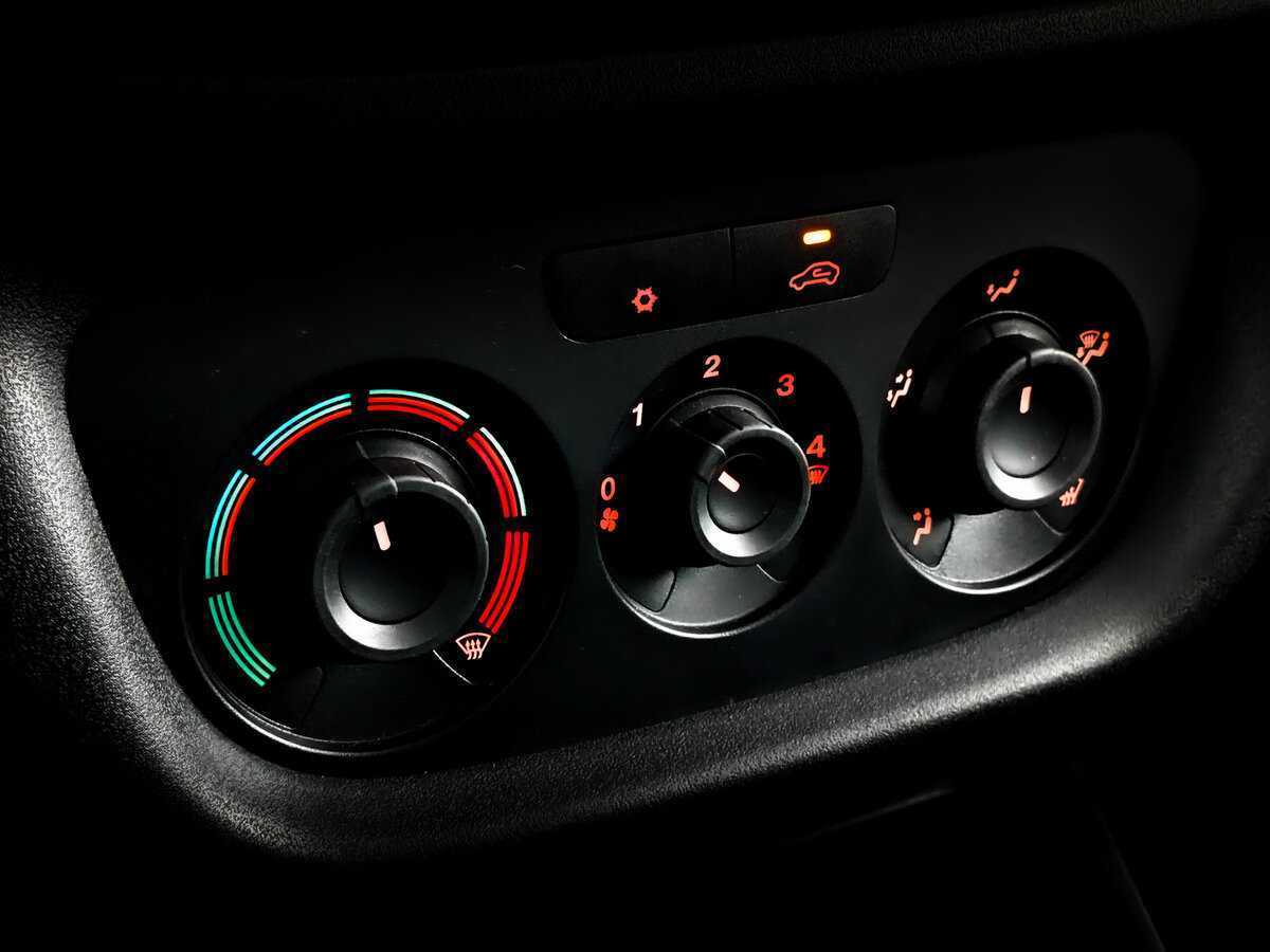 Купить Fiat Doblo с пробегом. Фото: #23