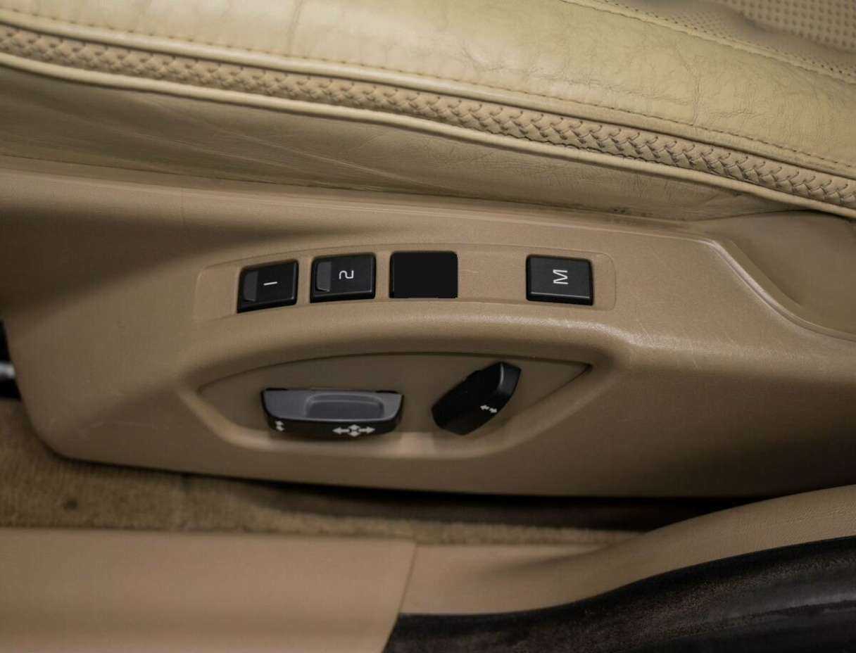 Купить Volvo XC70 с пробегом. Фото: #19