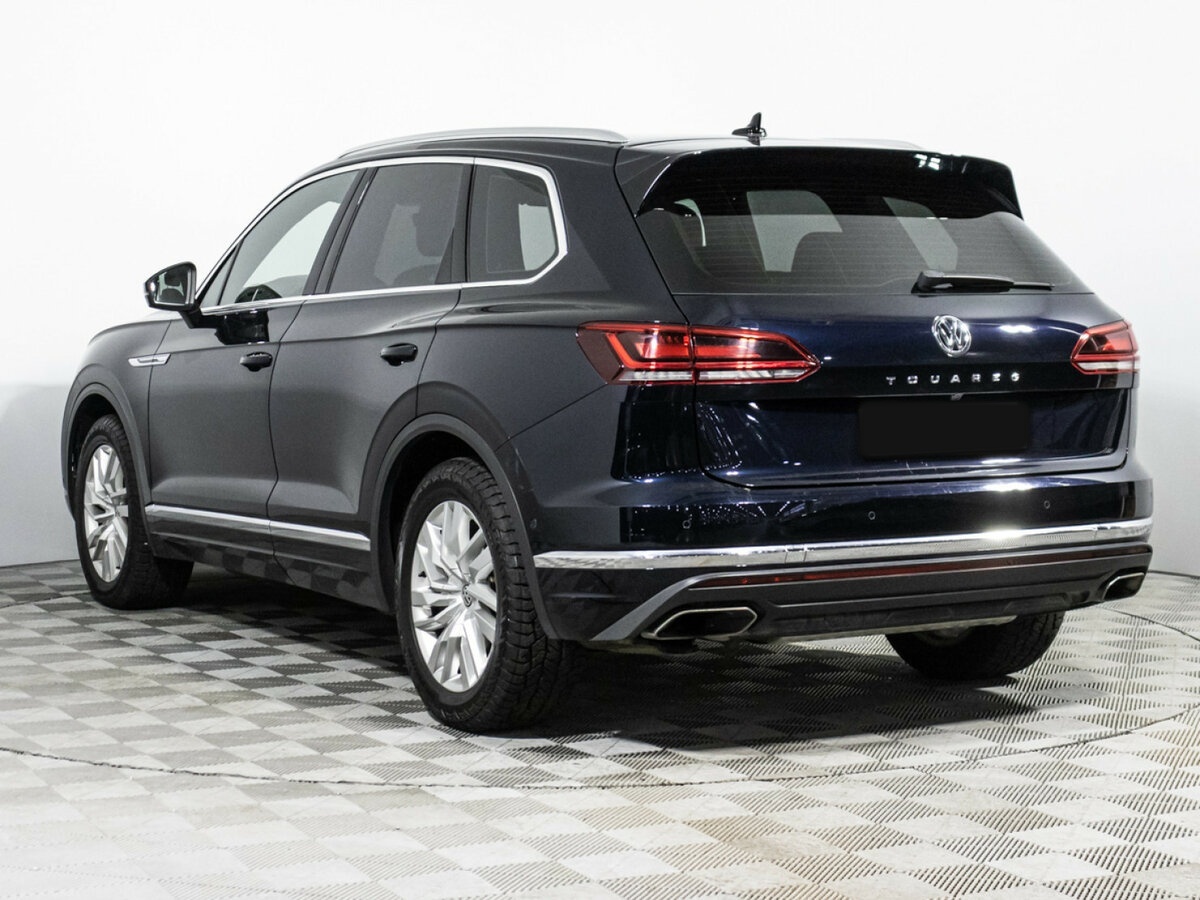 Купить Volkswagen Touareg с пробегом. Фото: #6