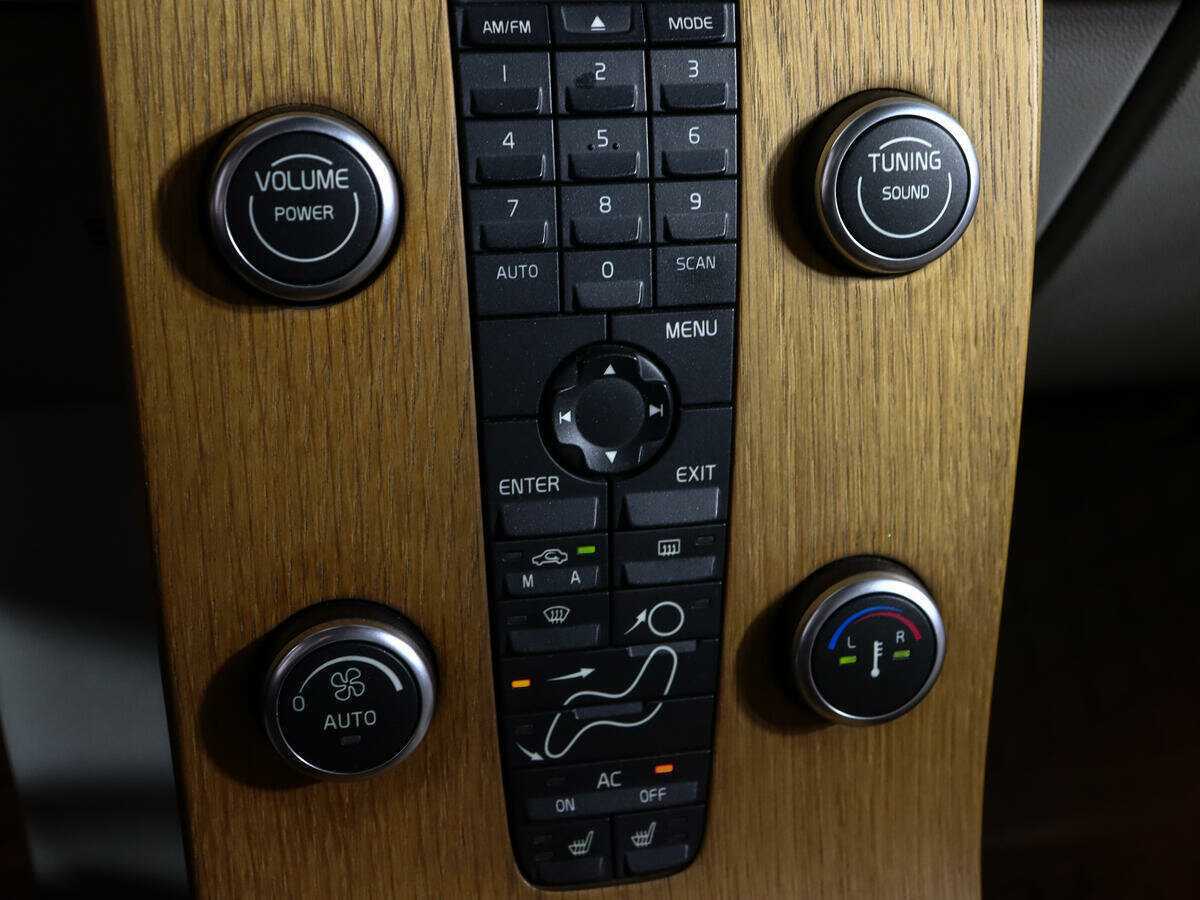 Купить Volvo S40 с пробегом. Фото: #16